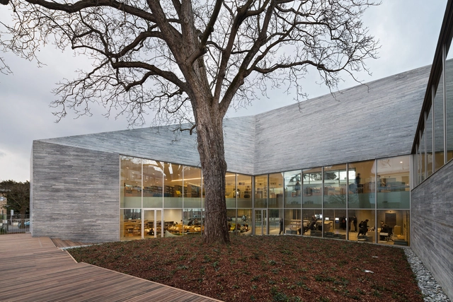 Mediateca en Bourg-la-Reine / Pascale Guédot Architecte - Bibliotecas