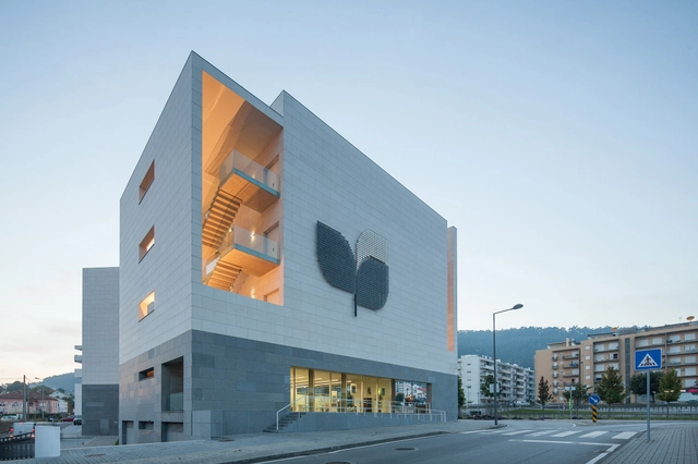 CA Crédito Agrícola / Marques Franco Arquitectos - Banco