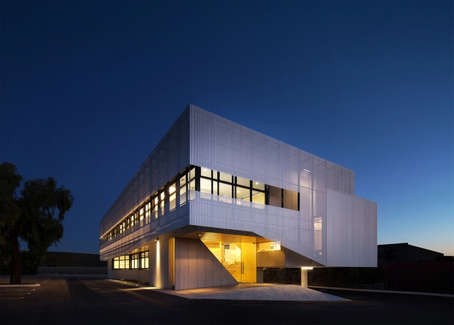 Edifício de Escritórios Sanwell / Braham Architects - Edifícios De Escritórios