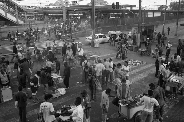 Instituto Tomie Ohtake promove a exposição "Arquitetura Brasileira - Ver do Meio" - Imagem de Destaque