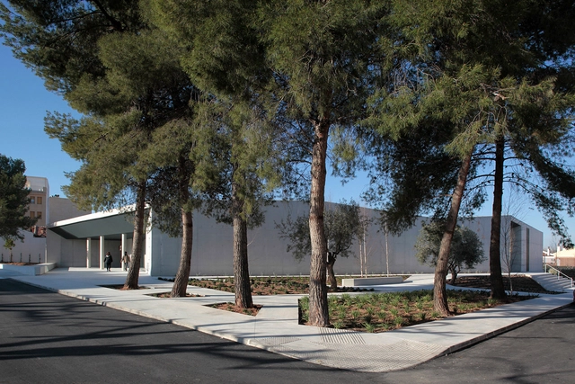 Centro Cultural El Pinós / LC Arquitectura - Centro Cultural