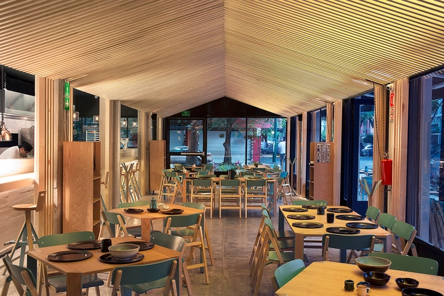 Restaurante Zapote / Módulo 11 - Reconversión, Mesas, Sillas