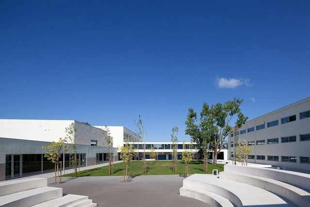Escola Secundária de Monserrate / Marques Franco Arquitectos - Ampliação