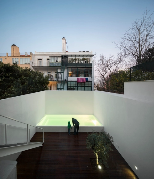 Prédio Lapa / João Tiago Aguiar, Arquitectos - Renovação