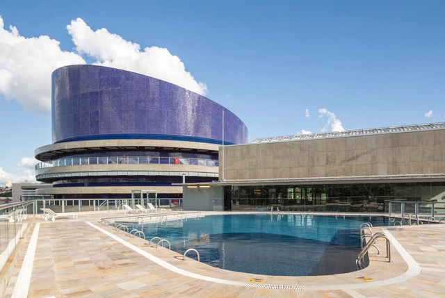 SESC Jundiaí / Teuba Arquitetura e Urbanismo - Centro Cultural, Fachada