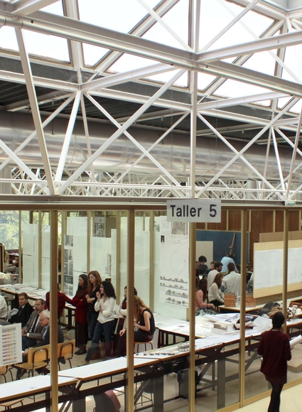 U. de Navarra ofrece beca a arquitectos argentinos para cursar Máster en Diseño Arquitectónico en Pamplona, España. - Imagen Principal