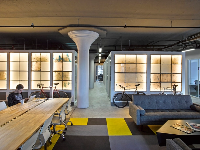 Brooklyn Desks / STUDIOSC - Interiores De Oficina