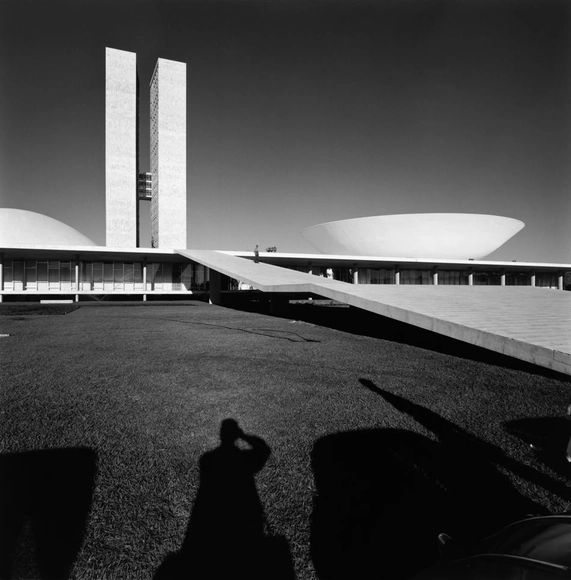 EUA buscam arquiteto para projetar sua nova Embaixada em Brasília - Imagem de Destaque
