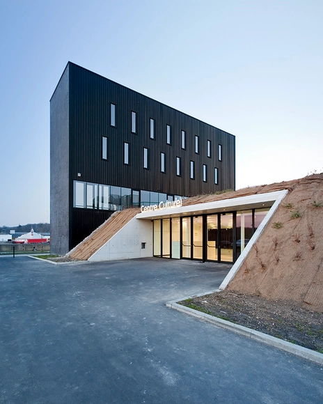 Centro Cultural de Anndenne / Label Architecture - Centro Cultural