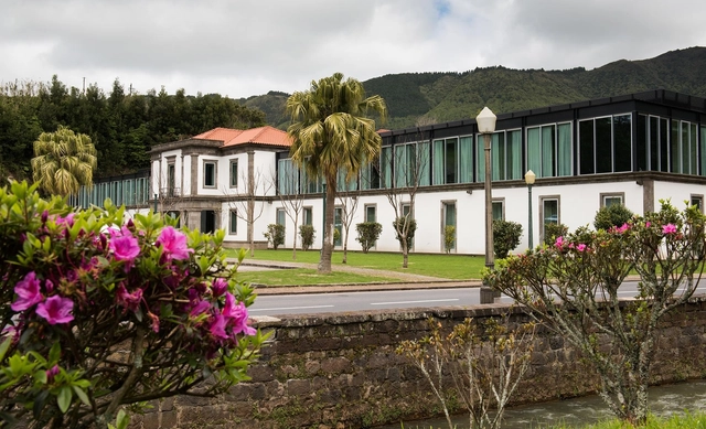 Hotel Termal Boutique Furnas / Saraiva + Associados + Nini Andrade Silva - Hoteles