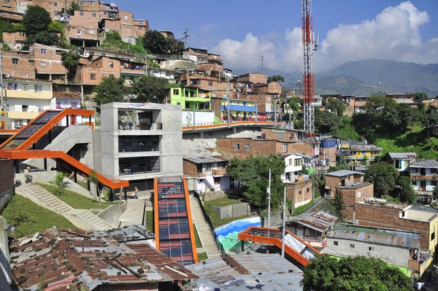Gustavo Restrepo: O urbanismo pode combater o narcotráfico - Imagem de Destaque