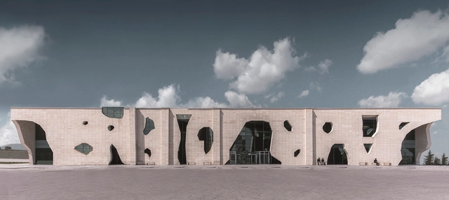 Terminal de autobuses Nevsehir / Bahadir Kul Architects - Estación De Buses