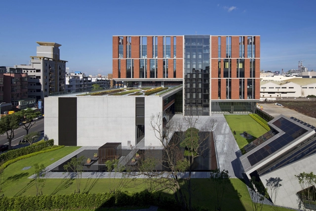 Campus Advantech Linkou Fase 1 / J. J. Pan & Partners - Edifícios De Escritórios