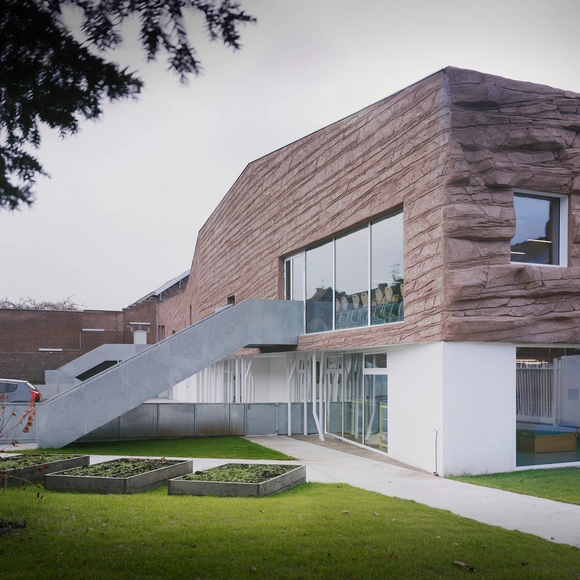岩石建筑 / D’HOUNDT+BAJART architectes & associés - 小学及初中