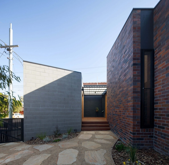 Bridge House 2 / Delia Teschendorff Architecture - Houses, Facade