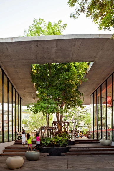 Kurve 7 / Stu/D/O Architects - Centros Comerciales