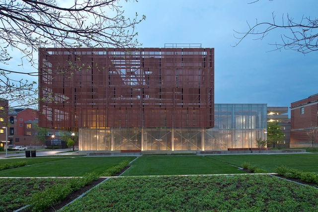 Fábrica de Água Fria na Regional Leste / Leers Weinzapfel Associates - Arquitetura Industrial