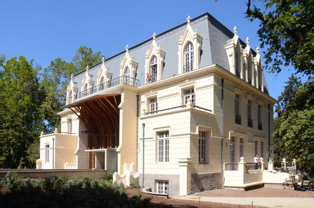 Palacio Las Majadas de Pirque / Teodoro Fernández Arquitectos - Restauraciones