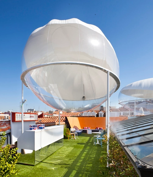 El observatorio de nubes  / Carolina González Vives - Instalaciones Temporales