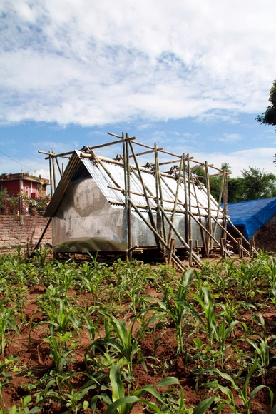 Abrigo Temporário no Nepal / Charles Lai + Takehiko Suzuki - Pequena Escala