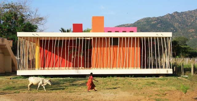 Casa Rana / Made in Earth - Casas