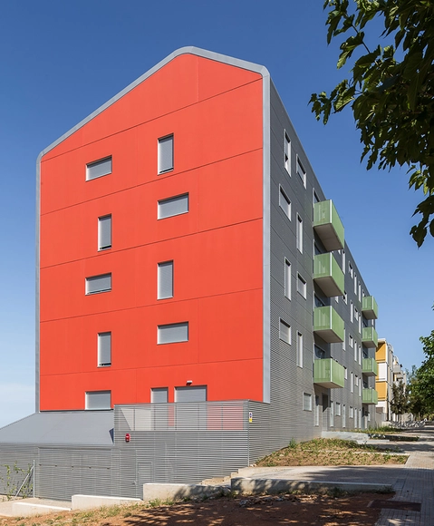 30 Viviendas Sociales en Gavá  / PICH-AGUILERA Architects - Vivienda Social