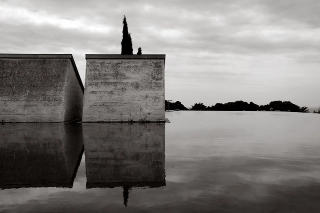 Imobilidade Substancial / Rafael Moneo - Imagem de Destaque