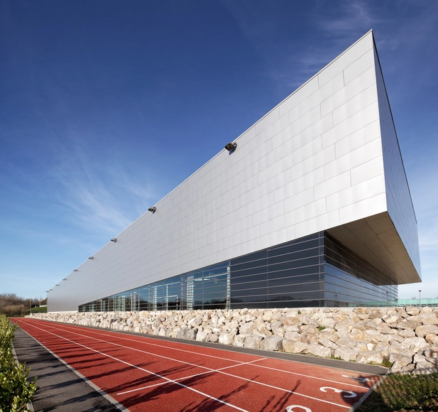 Gimnasio Dieppe / Chabanne and Partners Architects - Gimnasio