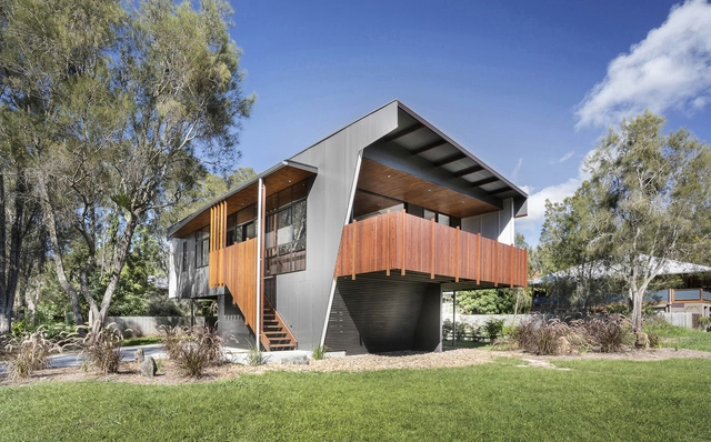 Northern Rivers Beach House  / refresh*design - Casas