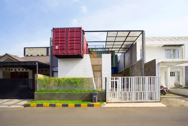 Container para la vida urbana / Atelier Riri - Casas