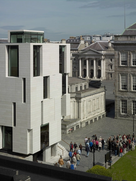 Trinity Long Room Hub / Mccullough Mulvin Architects - Centro Artes Visuales