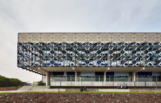 Escuela de las Artes John Curtin / JCY Architects and Urban Designers - Escuelas
