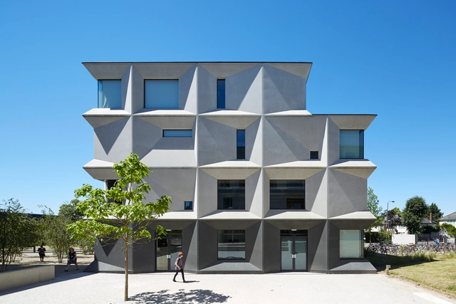 Burntwood School / Allford Hall Monaghan Morris - Exterior Photography, Schools , Facade