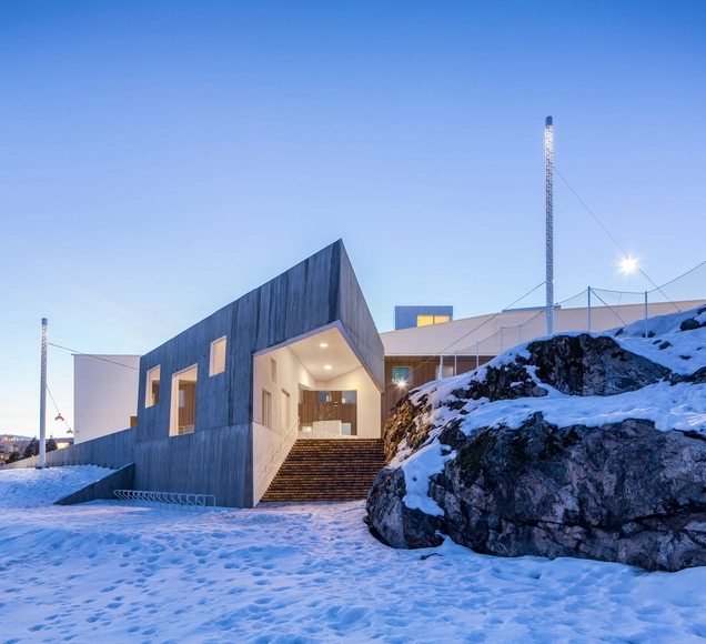 Viikinmäki Quarter House / AFKS - Edificio De Oficinas