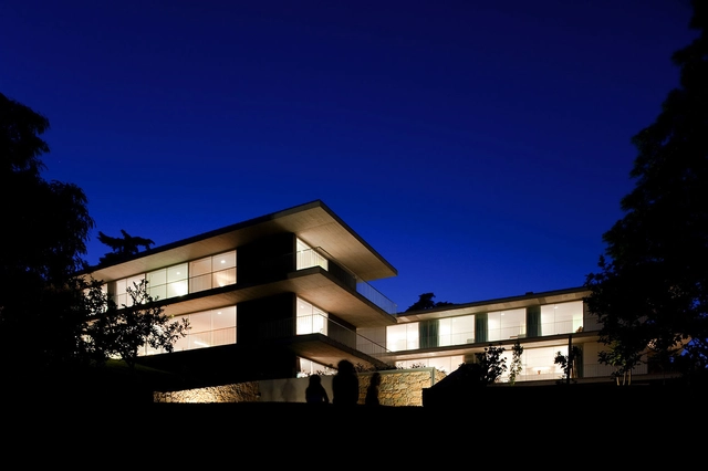 Casas en Paço de Arcos / Atelier Central Arquitectos - Casas