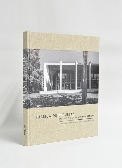 Fábrica de escuelas / Alejandro Hernández Gálvez y Fernando Luna - Imagen Principal