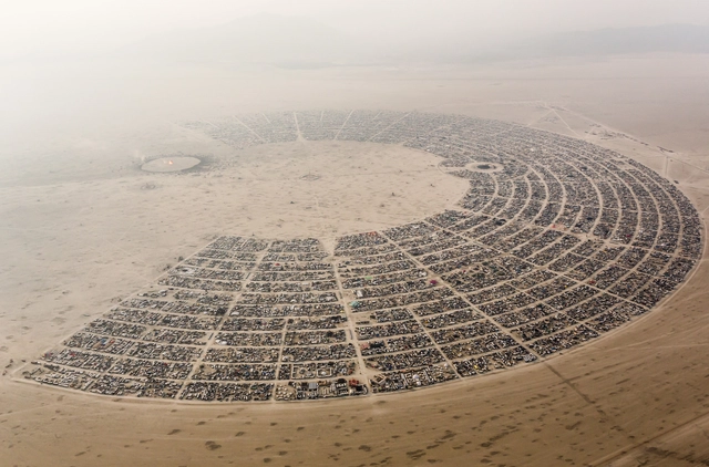Abren convocatoria internacional para rediseñar la ciudad de 'Burning Man' - Imagen Principal