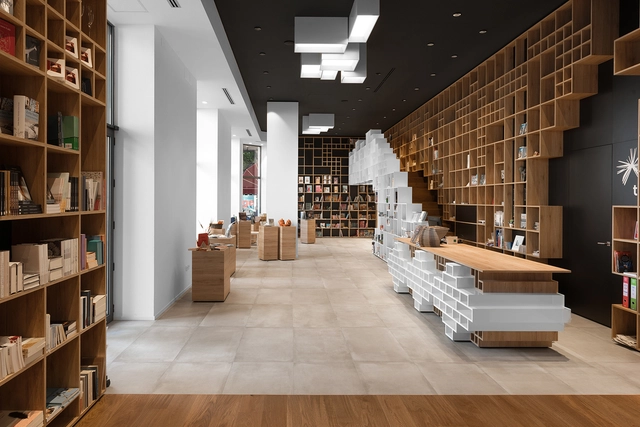 Centro Esloveno de Libros en Trieste / SoNo Arhitekti - Diseño De Interiores