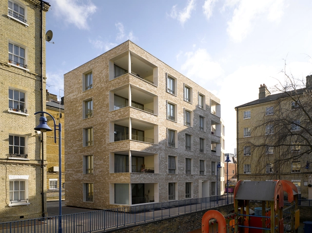 Rowan Moore on the "Quiet Revolution in British Housing" - Featured Image