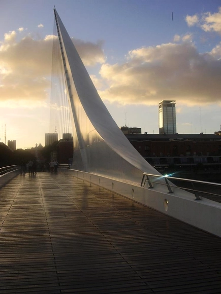 Urbanismo e gênero: criação de percursos em Buenos Aires que refletem a vida das mulheres - Imagem de Destaque