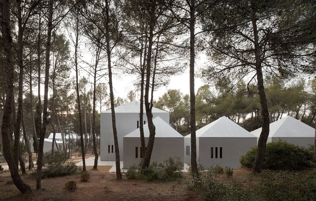 Colonias Viladoms Houses / OAB - Exterior Photography, Houses, Door, Forest