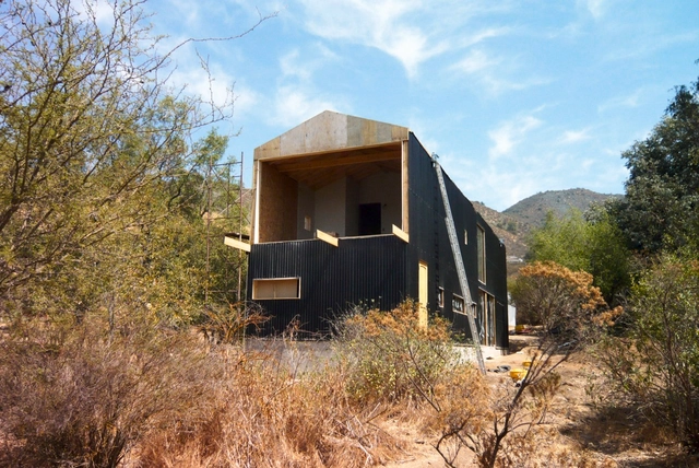 En Construcción: Casa en Curacaví / Sebastián Bravo - Imagen Principal