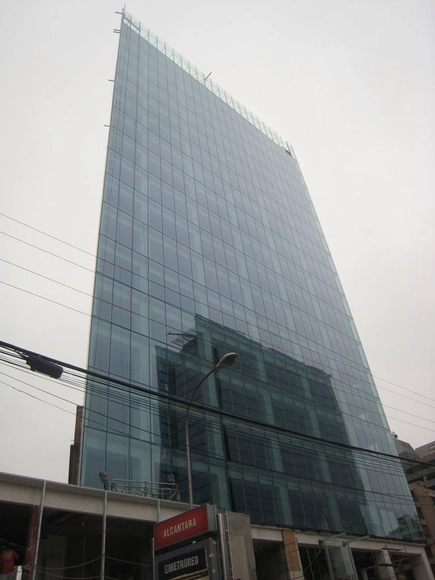 En Construcción: Edificios de oficinas en Santiago - Arquitectura De Oficinas