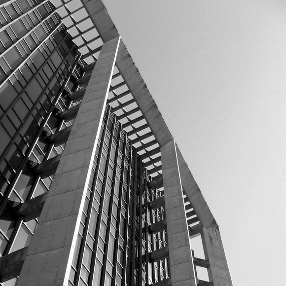 Clássicos da Arquitetura: BDMG / Humberto Serpa - Banco, Fachada, Urbano