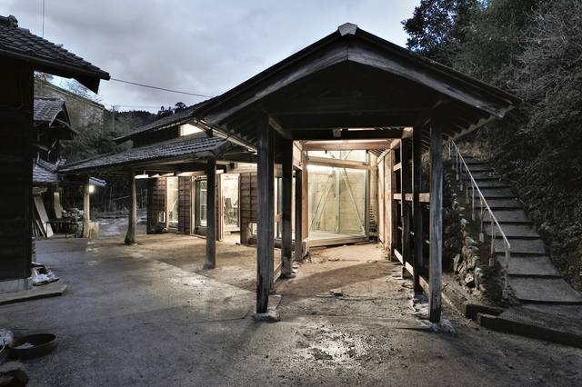 KOYA / SUMA - Interiores De Oficina