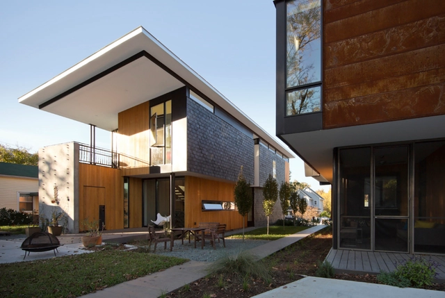 Compact Modern Duo / The Raleigh Architecture Co. - Casas
