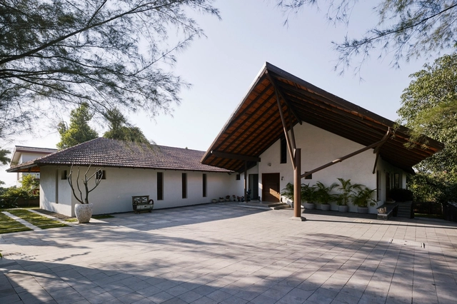 Casa em Khandala / Opolis architects - Casas