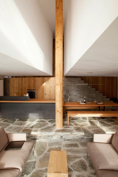 Restauración de una granja en Los Alpes Franceses / Pierre-Doucerain - Renovación