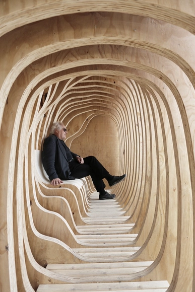 Estudiantes de primer año de arquitectura diseñan el refugio READER en Estonia - Imagen Principal