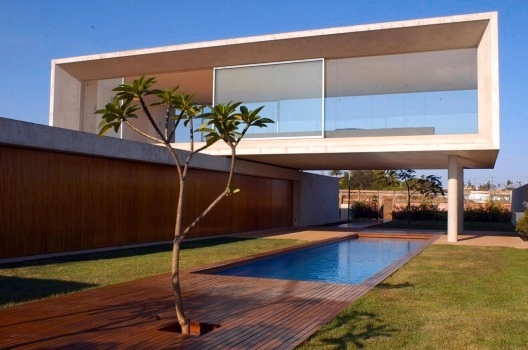 AD Round Up: Houses in Brazil  - Featured Image